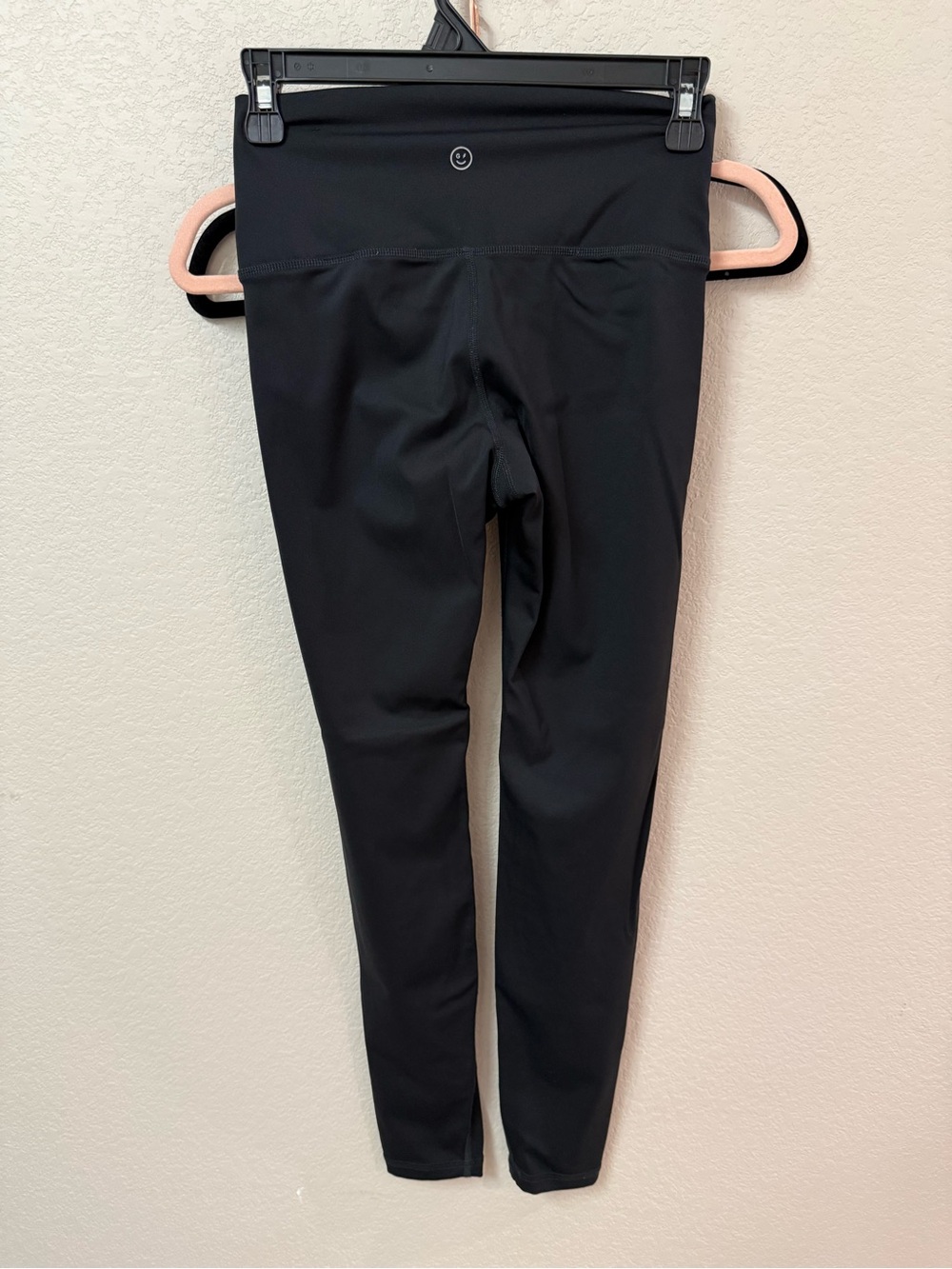 Gilly Hicks Black High-Waist Leggings with Subtle Logo